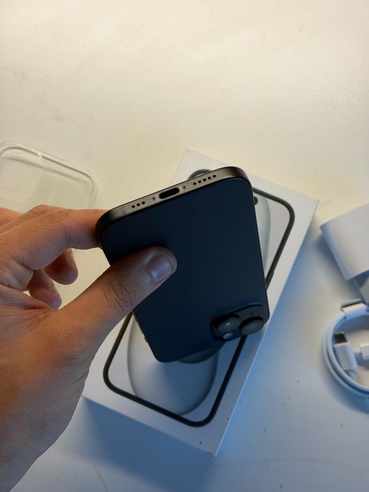 iPhone 15 128gb czarny bateria 100% komplet