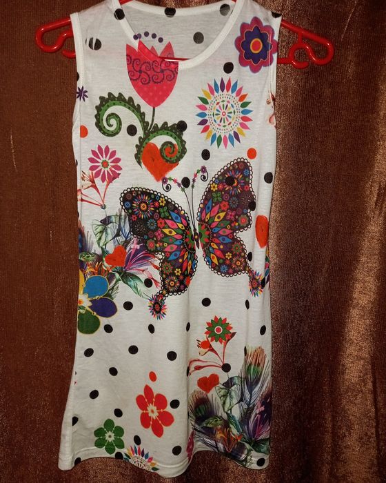 Одяг для дівчаток