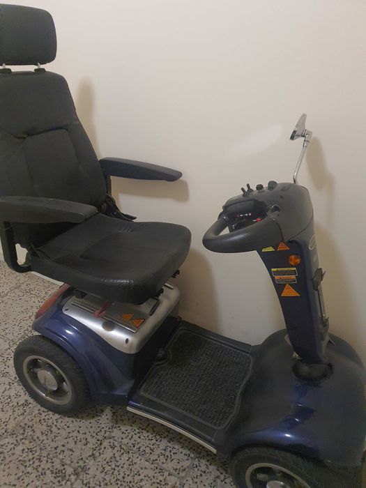 Skuter elektryczny