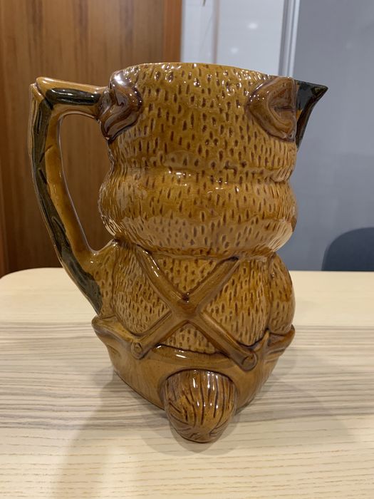 Jarro de servir e também decorativo