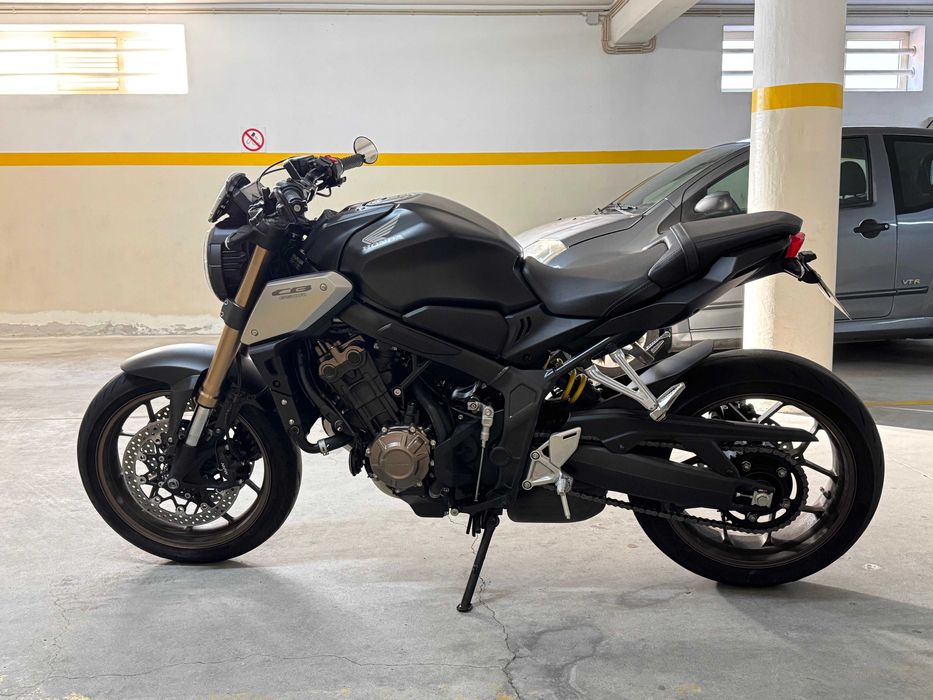 Honda CB650R 2021 35kw [livrete]