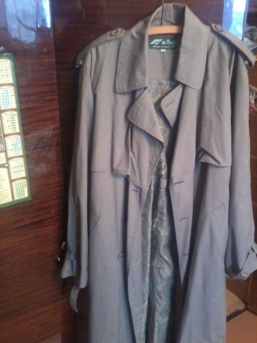 Продам плащ длинный