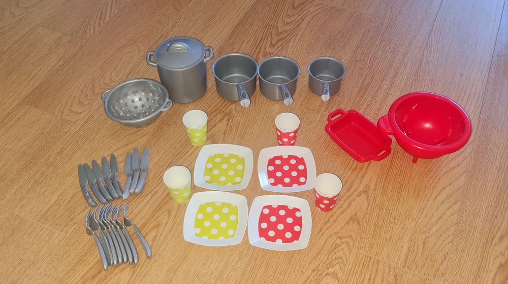 3 kits de cozinha louça, máquina de café e legumes
