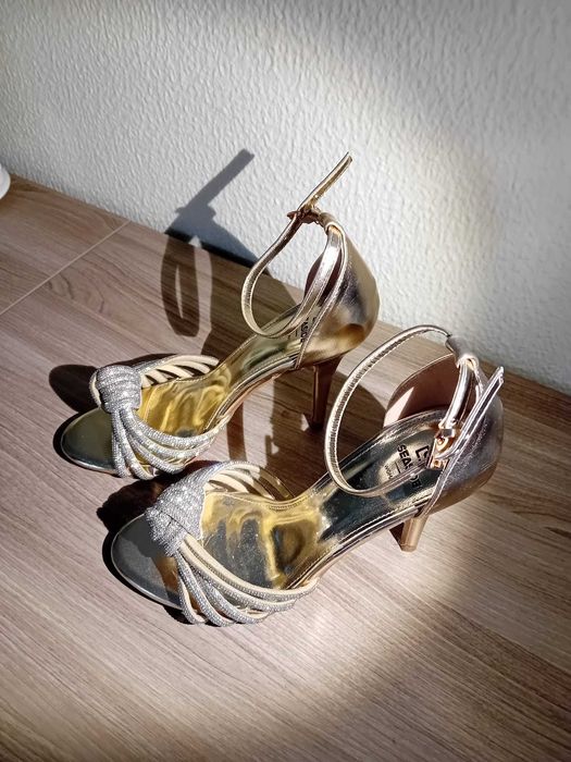Sapatos de Senhora, Nº 37