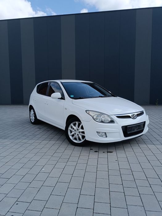 Hyundai i30 Хюндай і30 універсал хетжбек
