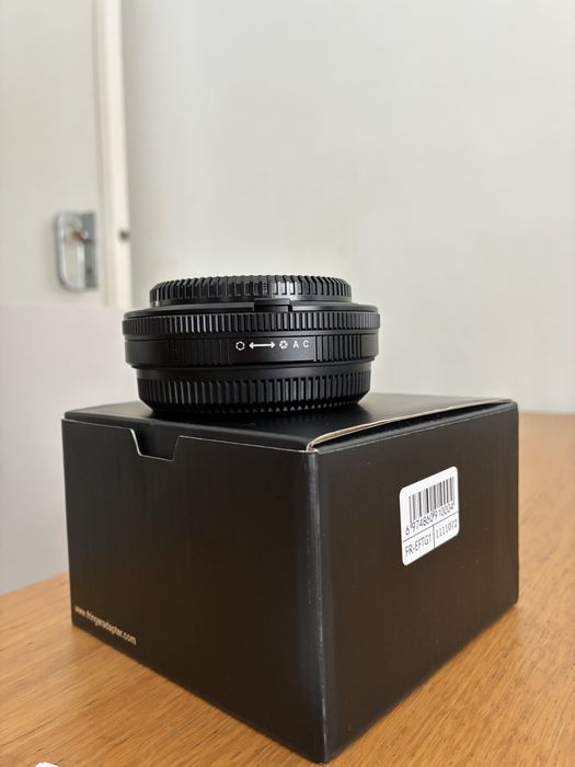 Adaptador Fringer EF-GFX Pro – Canon EF para Fujifilm GFX (Autofocus)