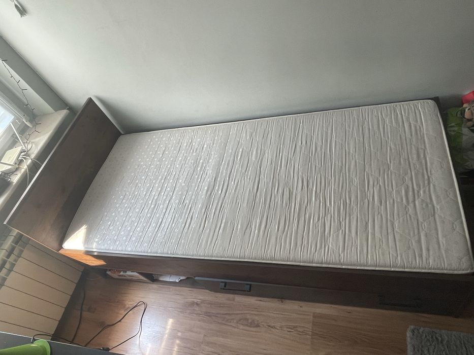 Łóżko 95x205cm + materac