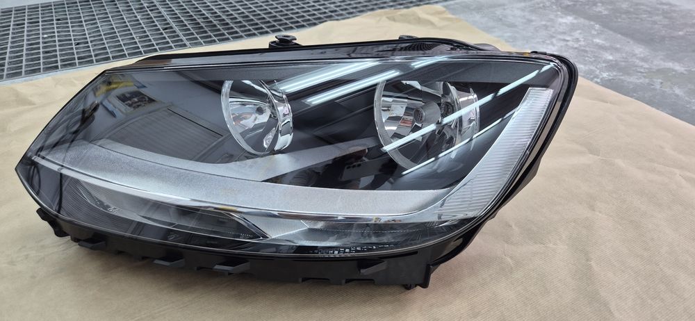 Farol volkswagen sharan lado esquerdo 2017