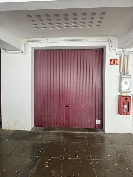 Garagem fechada no Bolhão/Porto (não vende)