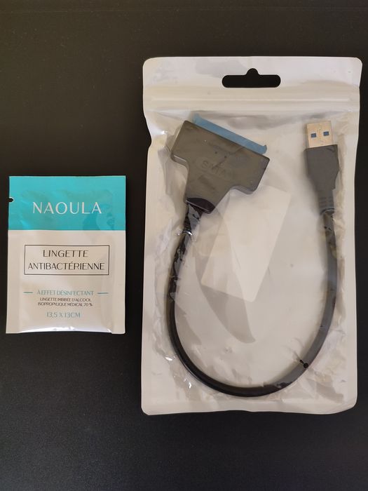 Chusteczka antybakteryjna + Adapter dysków SSD, HDD 2,5'' SATA-USB 3.0