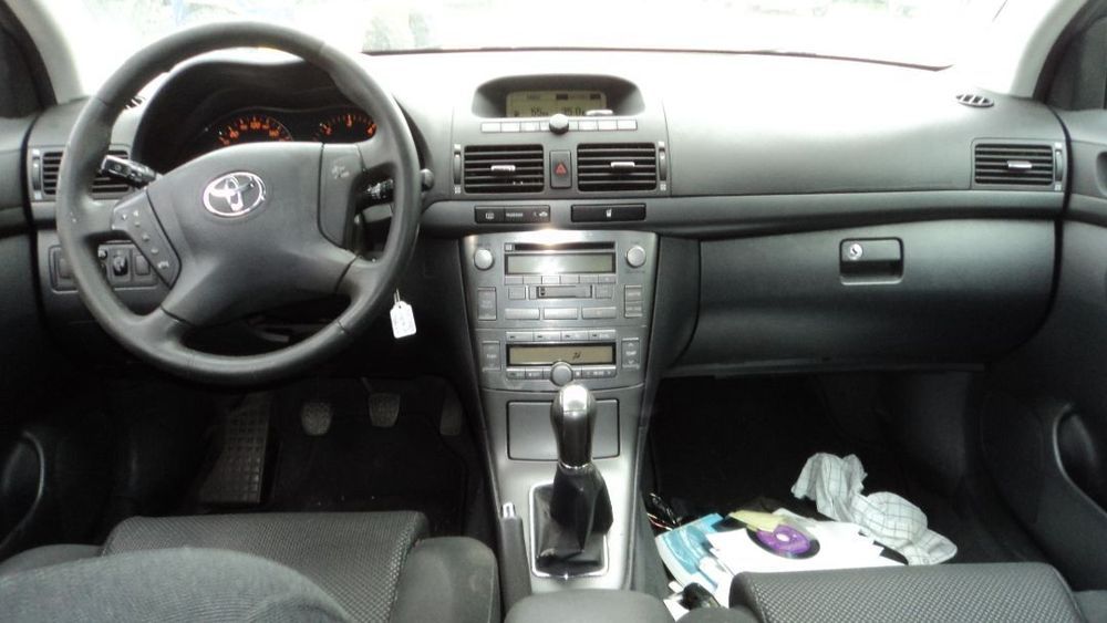 Toyota Avensis Wagon 2.0 D-4D Sol 2003 - Para Peças