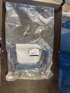 Zestaw przednich chlapaczy Ford Mondeo 2014-2022