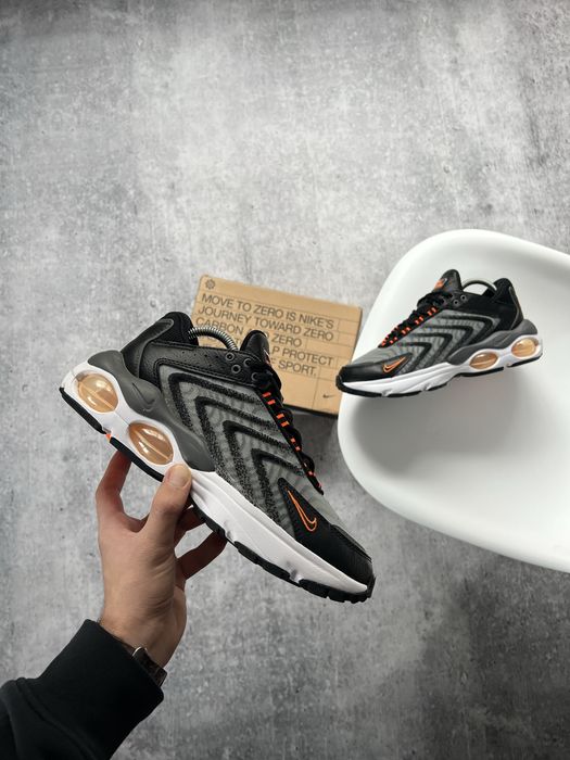 Оригінал! Nike Air Max TW NN Grey/Black/Orange, 42: (26,5 см) Як Нові!