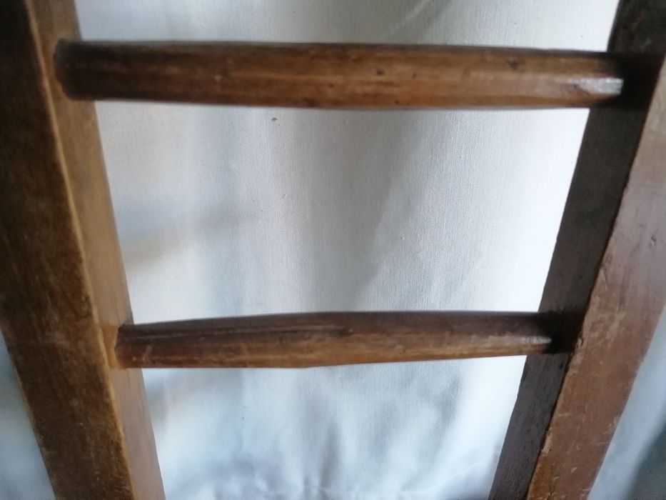 Cadeira infantil antiga