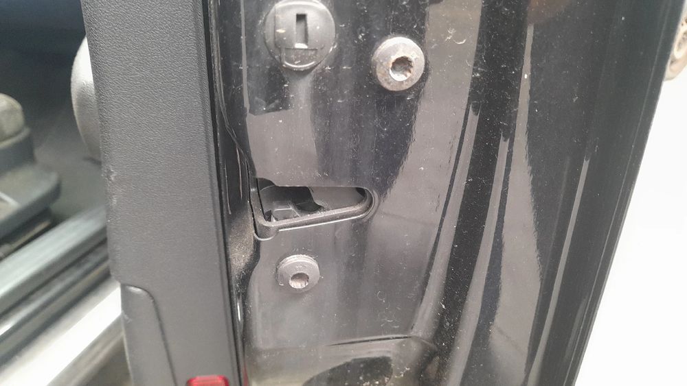 Fechadura / fecho porta frente direito AUDI A3 (8P1)