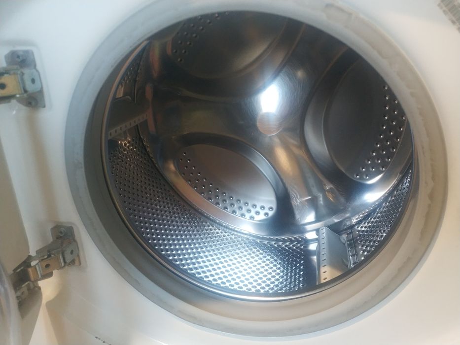 Пральна машина Ariston AVSD109