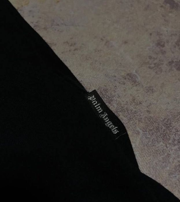 Футболка Palm Angels vertikal logo tee