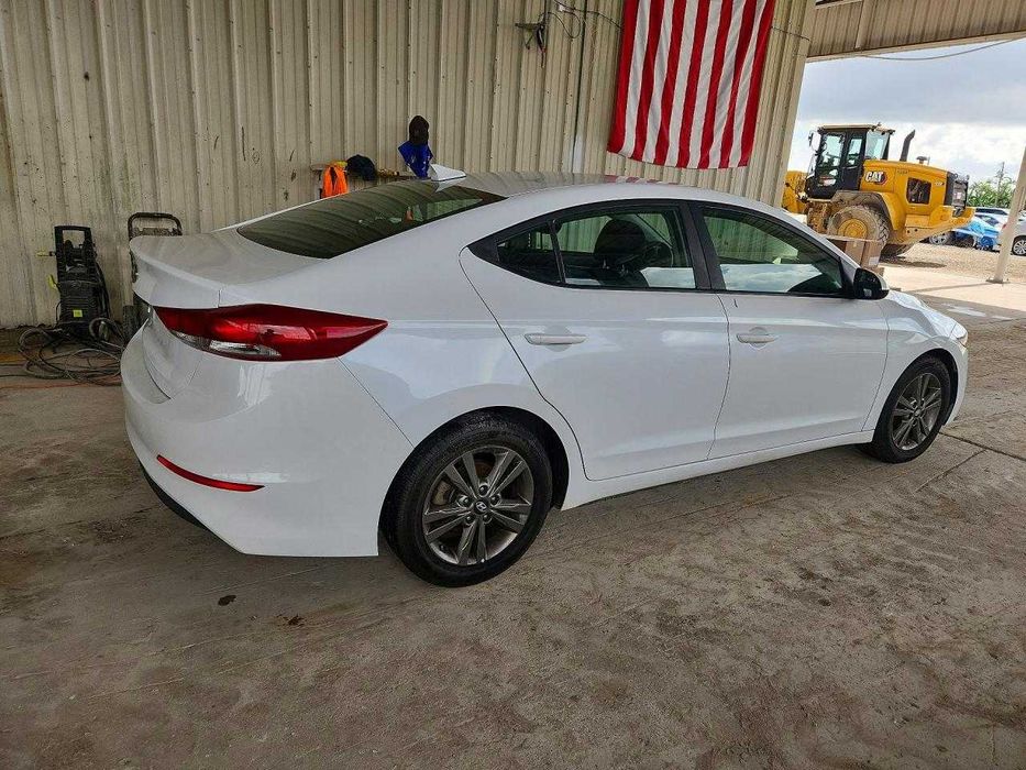 Hyundai Elantra SEL 2018