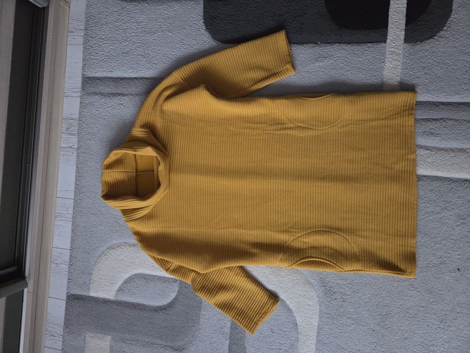 Tunika damska z kieszeniami.