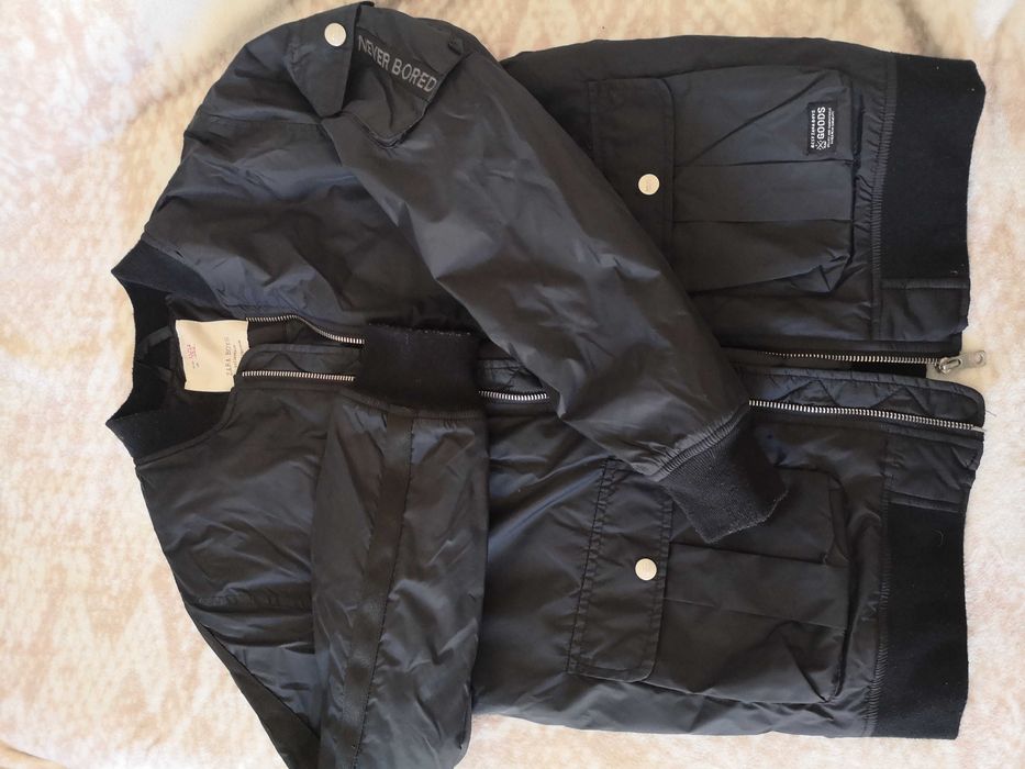 Casaco adolescente 12 anos. Cor preta da Zara