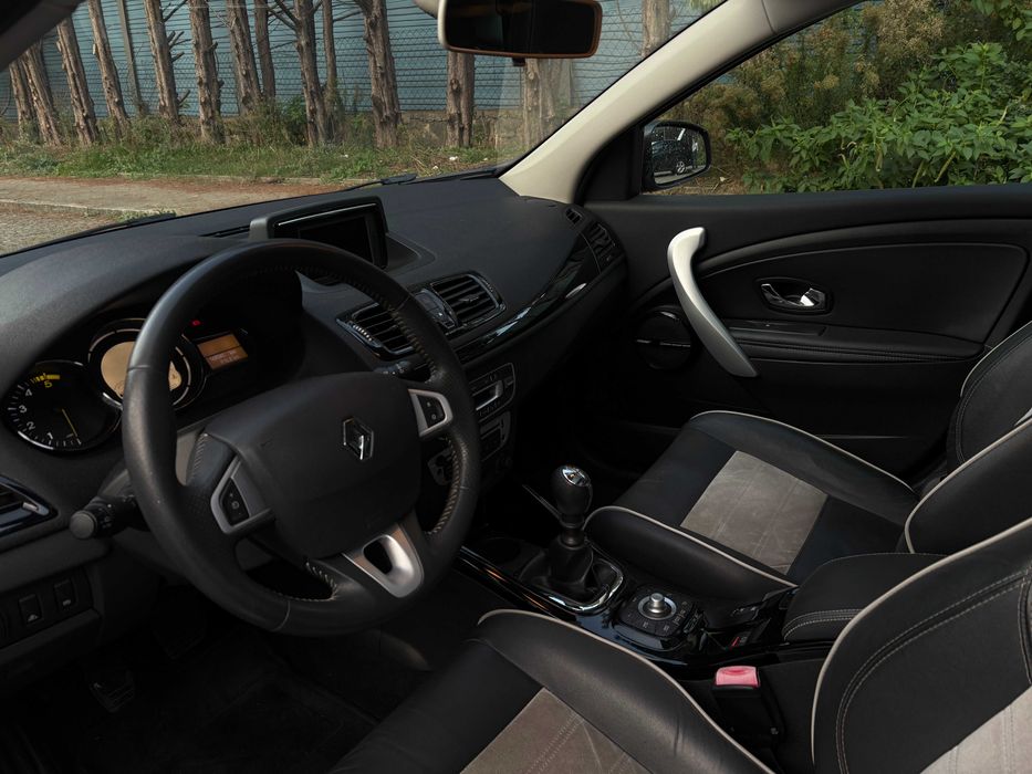 Renault Megane BOSE Edition (Full Extras)