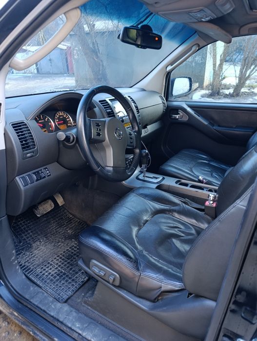 Ніссан патфайндер 2.5 тд 2004р