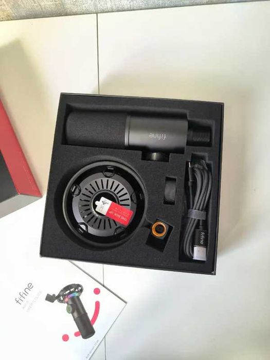 Динамический микрофон Fifine K658 RGB