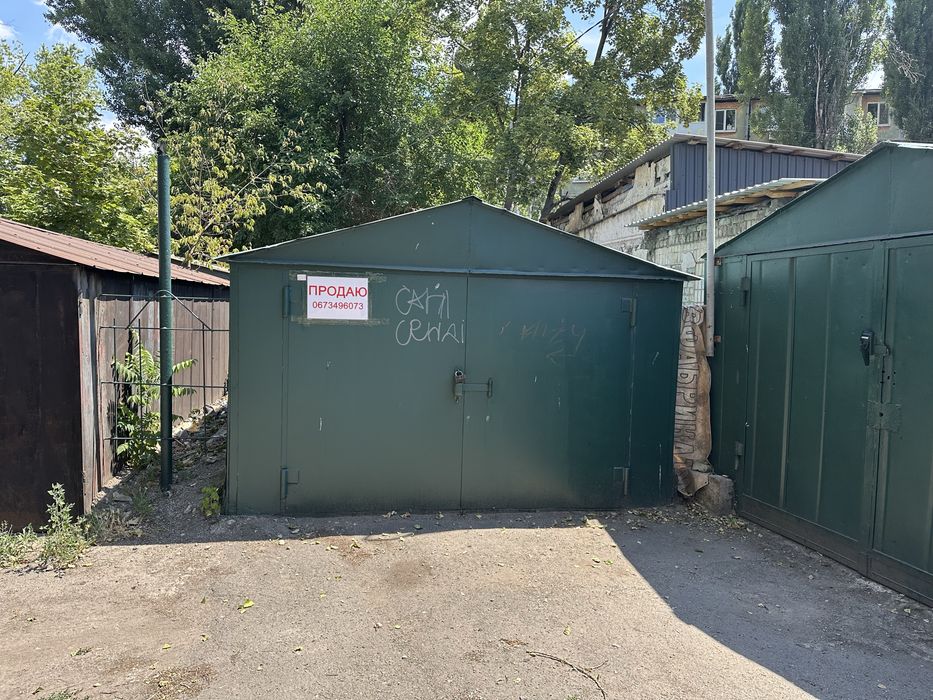 Продам гараж на соцгороде