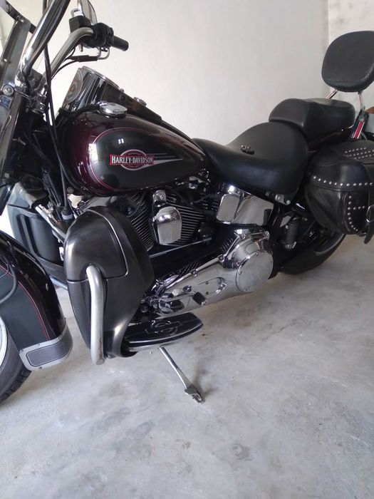 HARLEY DAVIDSON SOFTAIL HERITAGE