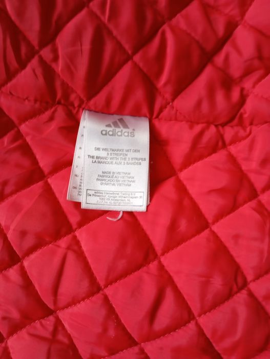 Куртки жіночі ,фірмові.