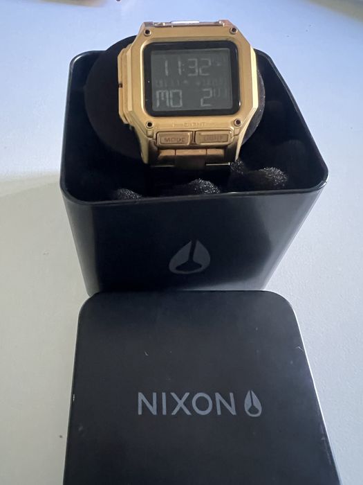 relógio nixon regulus ss all gold