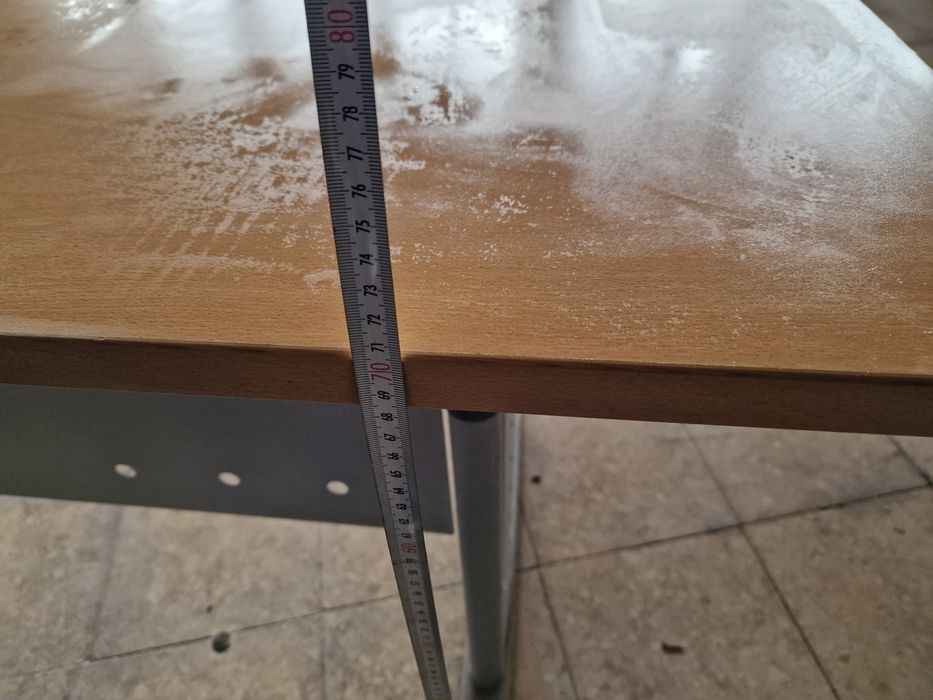 3 Secretárias espaçosas de madeira para escritório