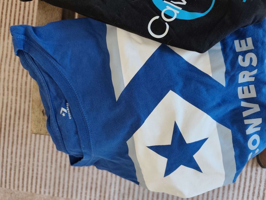 T-shirt de várias marcas