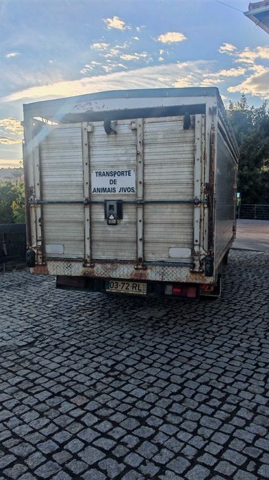 Carrinha Mitsubishi Canter 3.0 (Transporte de animais vivos)