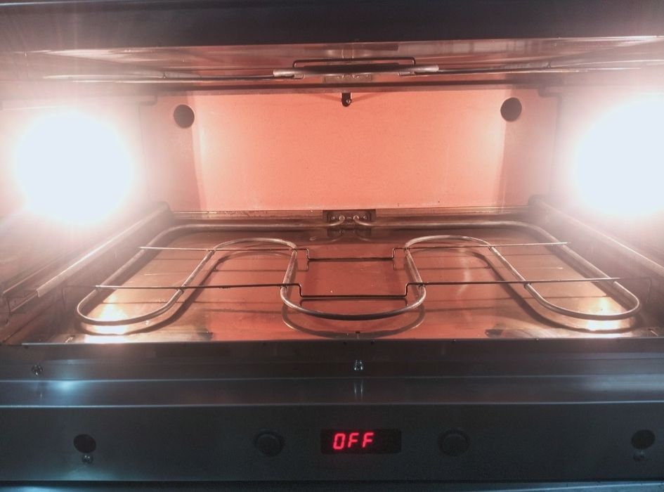 Подова піца піч Smeg