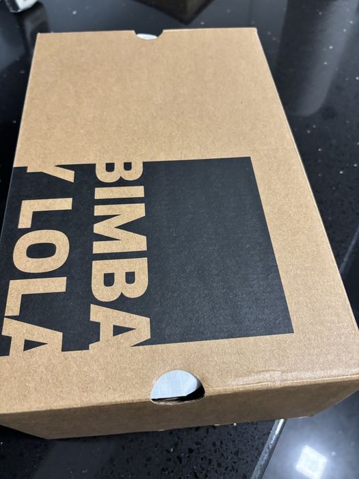Sapatilhas/ tennis Bimba y Lola novos com etiqueta 38