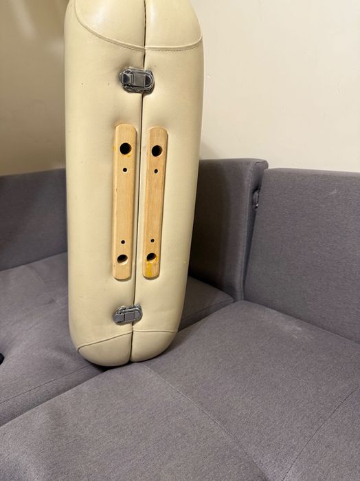 Масажний стіл  …