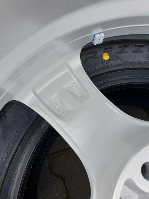Felgi aluminiowe Mercedes 18" 5x112 8j et43 Seat Skoda Vw Bmw itp.