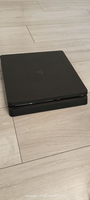 Sprzedam konsole PS4 slim