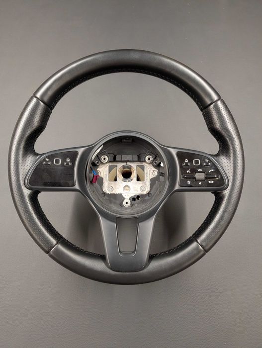 Kierownica Mercedes Benz Sprinter W907 świeżo obszyta