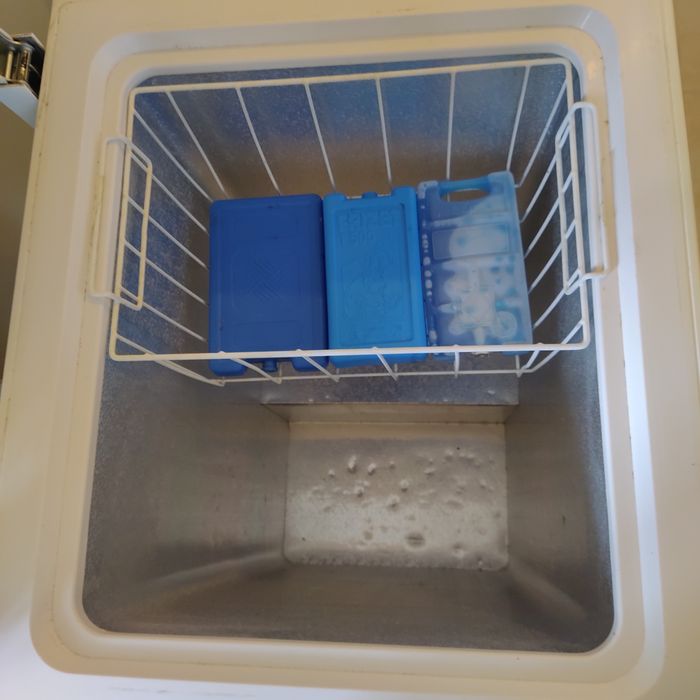 Frigorífico Indesit + arca congeladora Electronia usados , oportunidade!