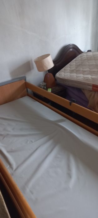 Cama hospitalar eletrica