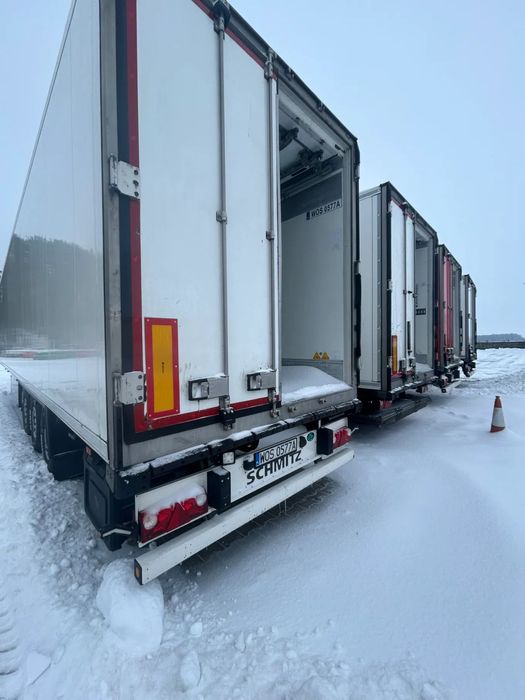 Schmitz Cargobull SKO 24/L  Naczepa chłodnia hakówka hak 2015 agregat thermoking SLXe300 serwis