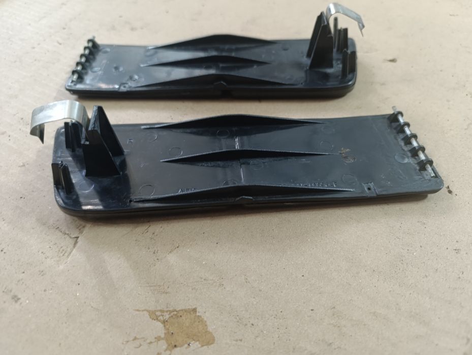 Заглушка отражатель дымчятые. Фольксваген Гольф 3 Вента