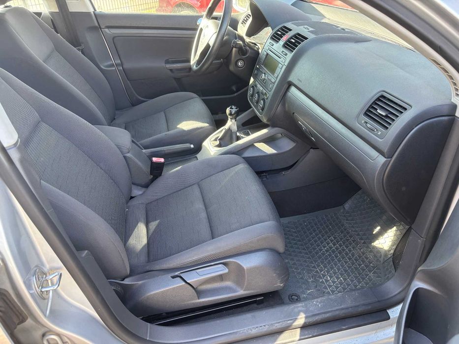 VW GOLF V*1.9TDI 105KM*BKC*5dr*Klimatronik*oryg. przebieg*z Niemiec