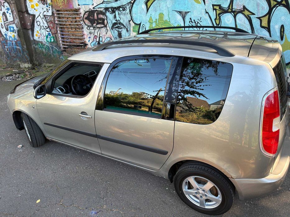 Продам Skoda Roomster 2009 ,1.2 механіка в комплектації Free