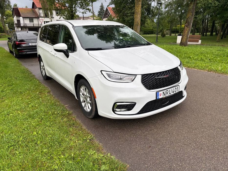 Chrysler Pacifica
