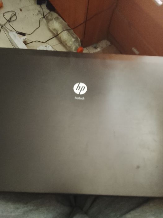 Computador HP em bom estado para quem tem tarefas de trabalho
