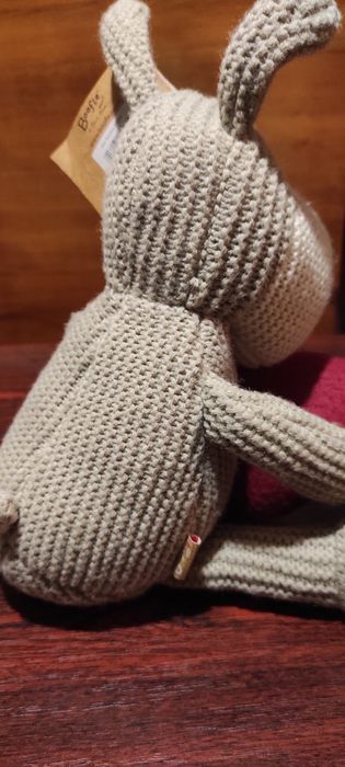 Продам м'яку іграшку Собачка Буффі з серцем.