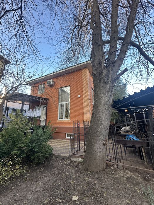 Продам Фасадный Дом на 10 Фонтана